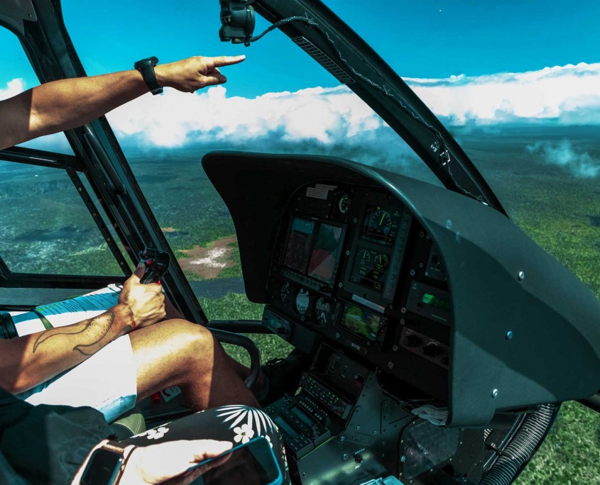 volcanoes-national-park-helicopter-expert-local-pilot-and-guide-big-island volcanoes national park helicopter expert local pilot and guide big island