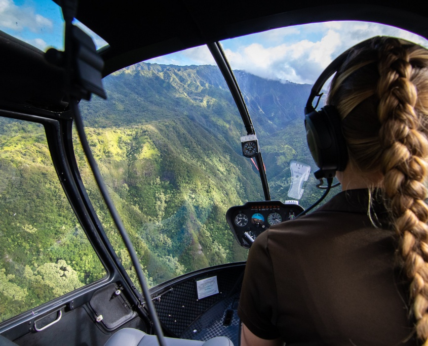 Central Kauai, forest, helicopter, mountains, tour Central Kauai forest helicopter mountains tour