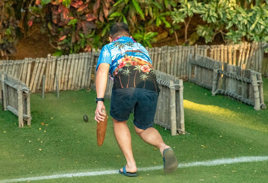 Paradise-Cove-Luau-Games-Hawaiian-Bowling-Oahu