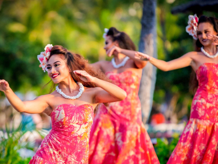 Paradise Cove Luau Traditional Dance Product