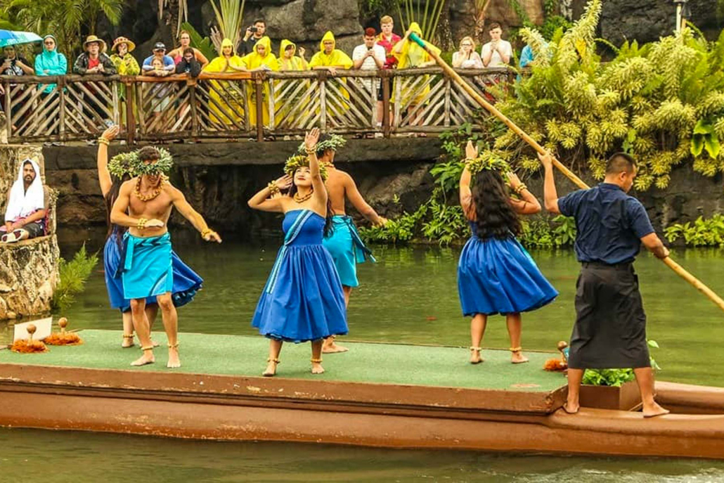 Polynesian Cultural Center Hula Dancers Parade Of Canoes Show