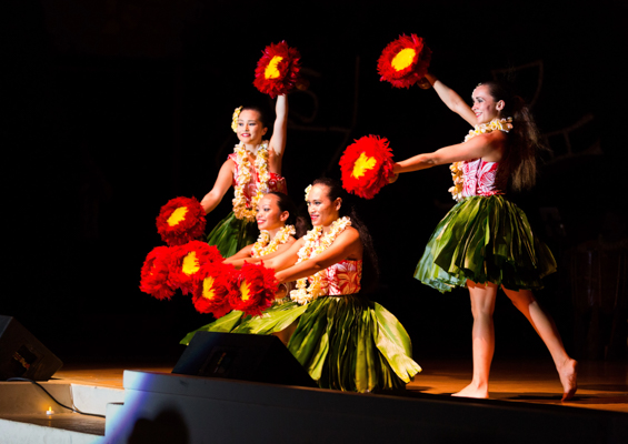 Hilton Legends Of Hawaii Dancers