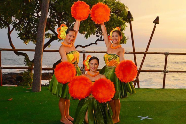 Royal Kona Luau Dancing Of Singers And Dancers 