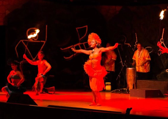 Watch The Amazing History Of Hawaii Island Unfold With Pulsating Drums And Blazing Flames Legends Of Hawaii Luau Hilton Waikoloa Slide