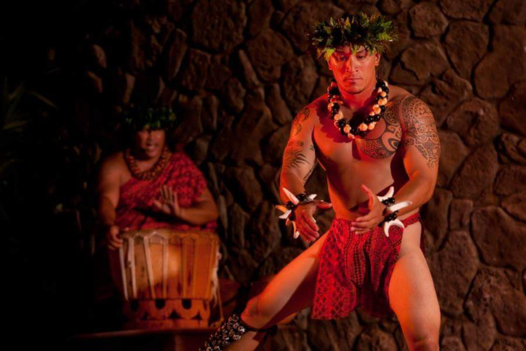 Grandwailea Grand Wailea Luau Honuaula Dancer