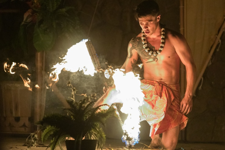 Grandwailea Grand Wailea Luau Honuaula Fire Dancer