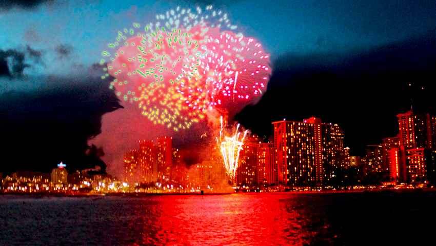 hawaii nautical waikiki fireworks dinner cruise
