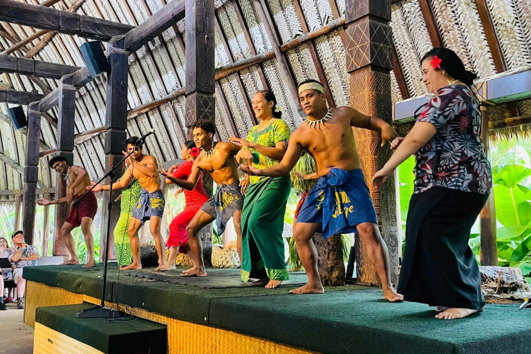 Polynesia Polynesian Cultural Center Cultural Shows Dancer And Guests
