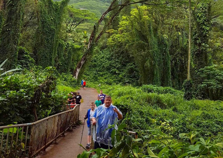 Bikehawaii Bike Downhill Tour Family Hiking Together 