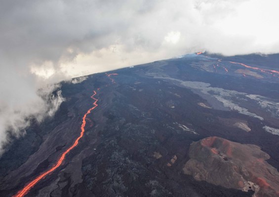 Bluehawaiian Hawaii Pele Creation Helicopter Slide Lava