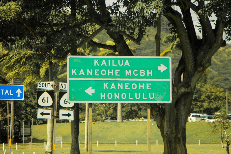 Oahu Pearl Harbor Fly Drive From Maui Kauai Big Island Feature Kailua Sign