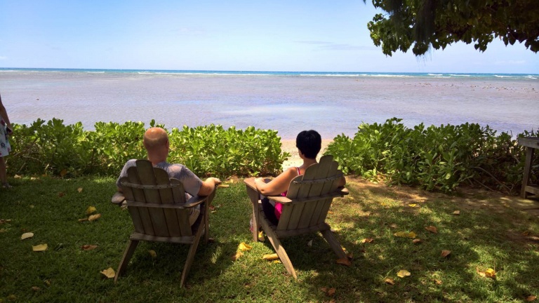 secret hawaii tours guests in chairs