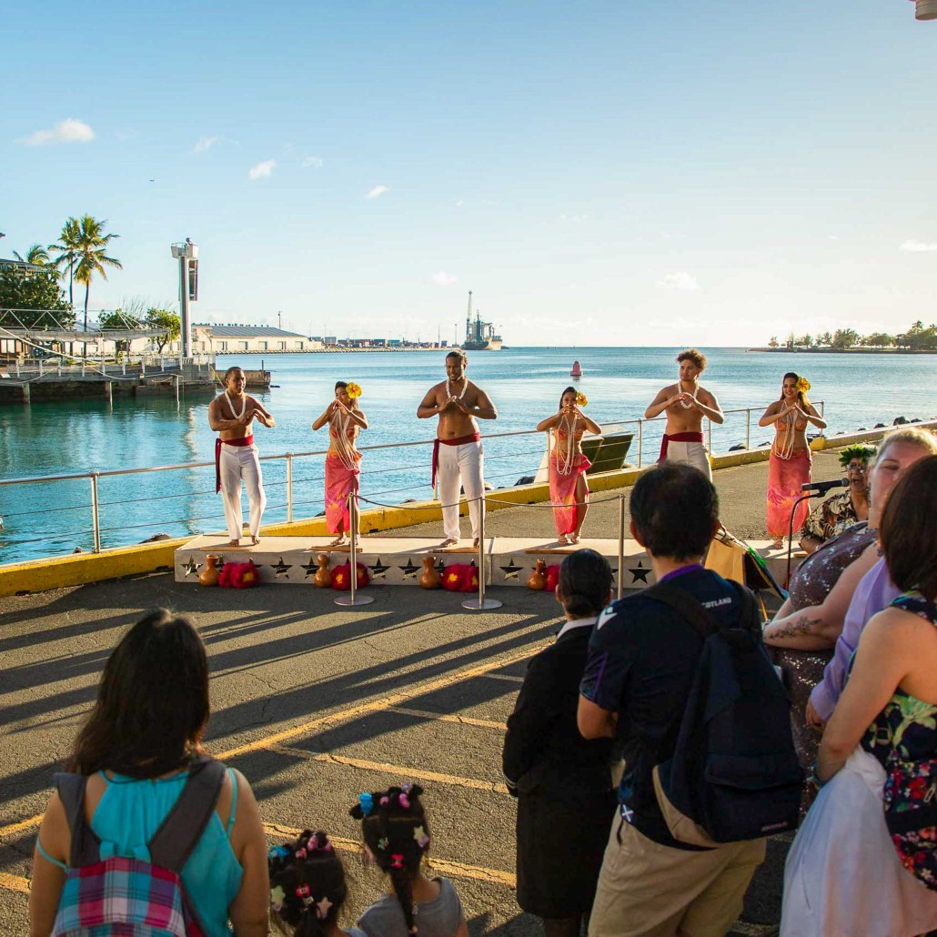 Star Of Honolulu Group Of Dancers