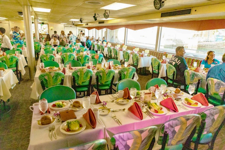 Starofhonolulu Star Of Honolulu Dinner Cruise Boat Interior Seating One Star