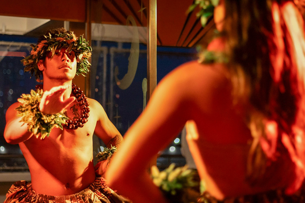 Starofhonolulu Star Of Honolulu Dinner Cruise Traditionla Dance