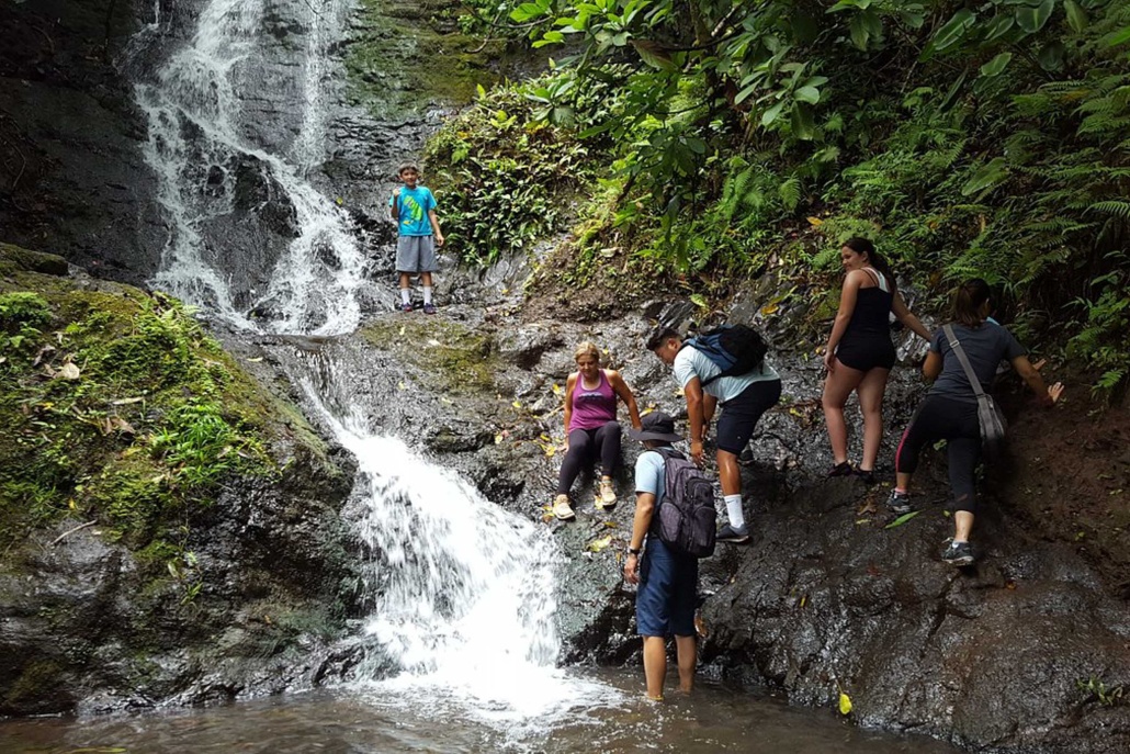 Bikehawaii Koolau Waterfall Hike Group
