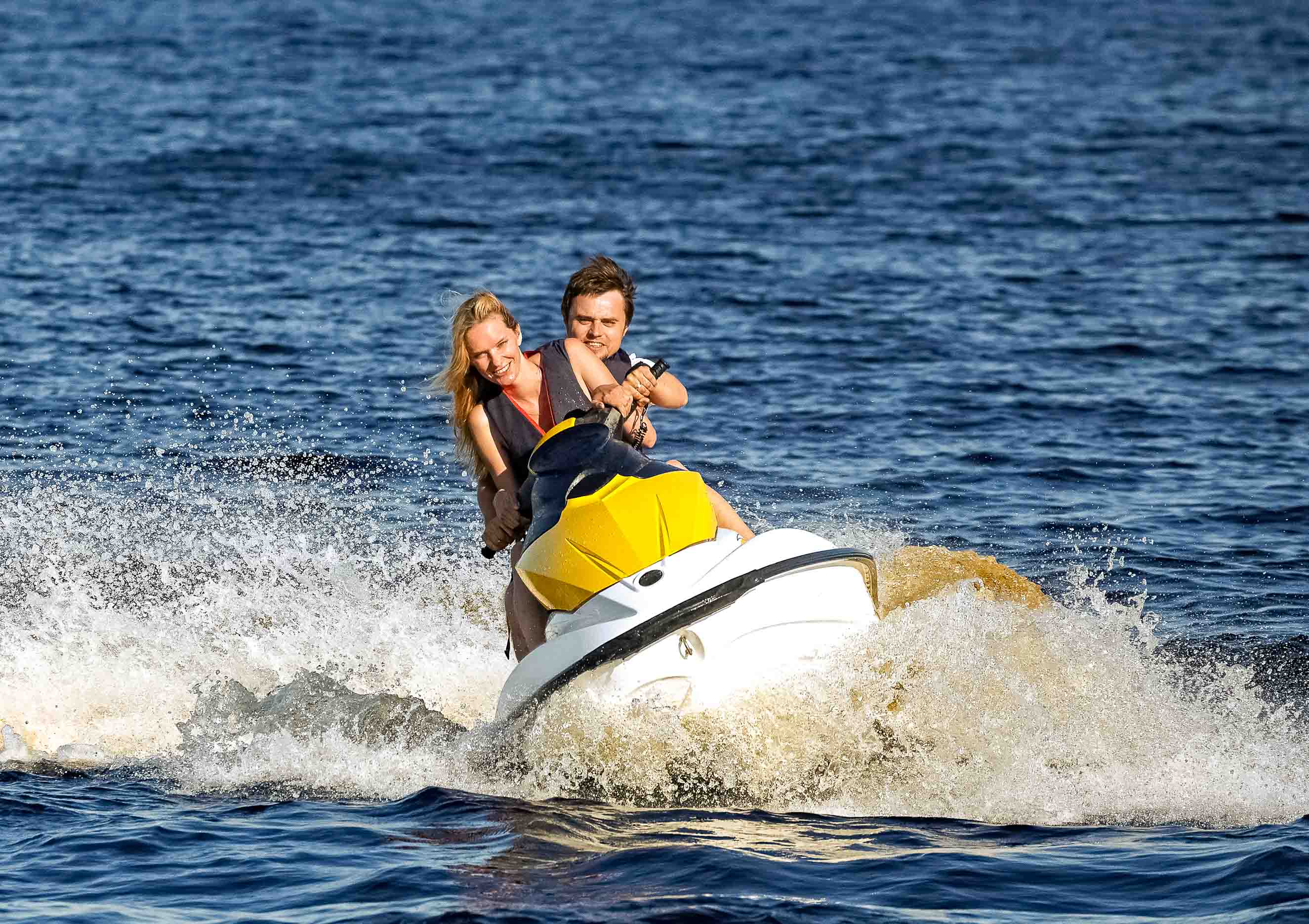 travel on jetski