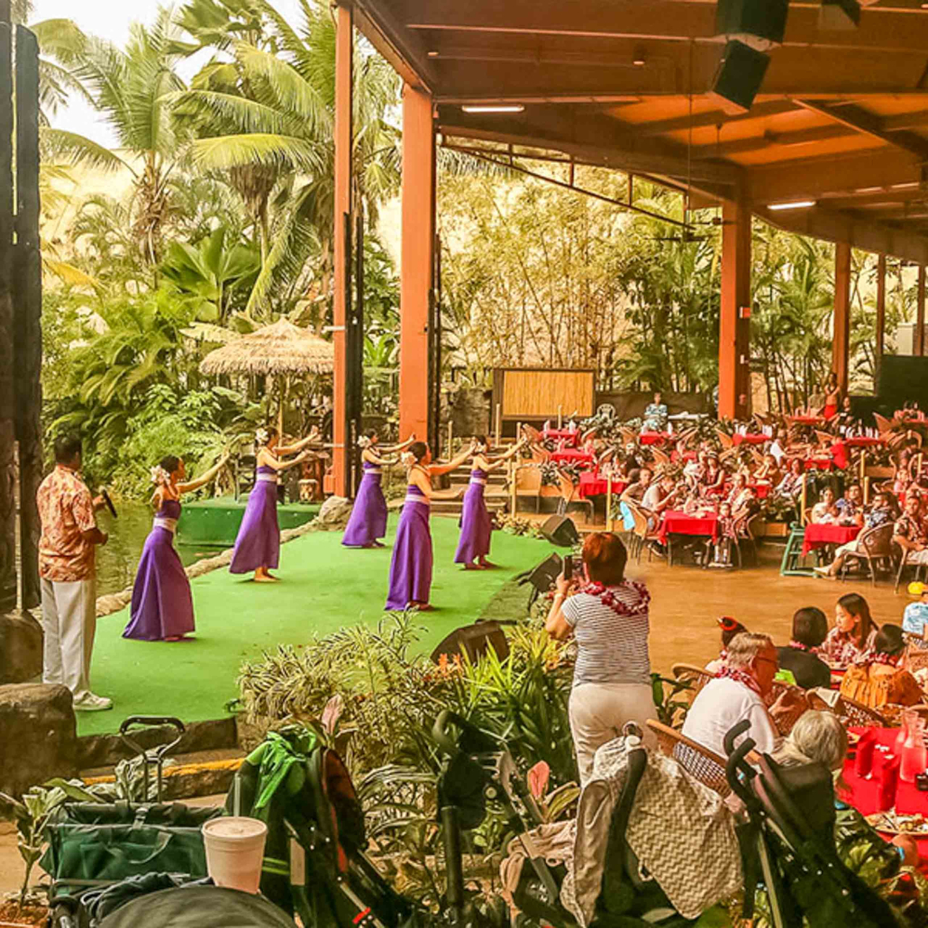 Aulii Luau At Poipu Beach Polynesian Cultural Center Alii Luau Show