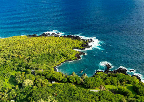 Maui Spectacular Helicopter Tour Black Sand Beach Slider