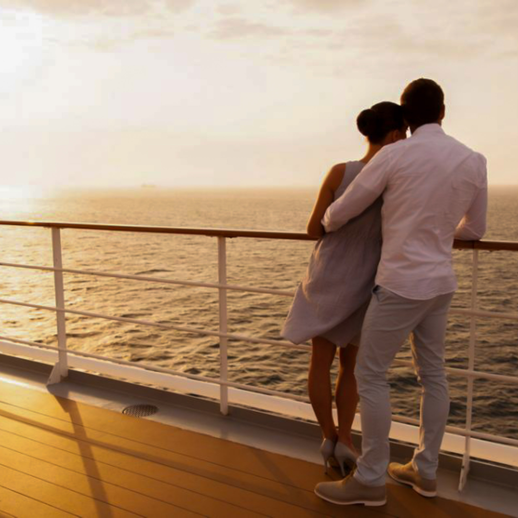 Oceanjoycruises Koolina Sunset Snorkel Cruise Couple Hugging Romantic