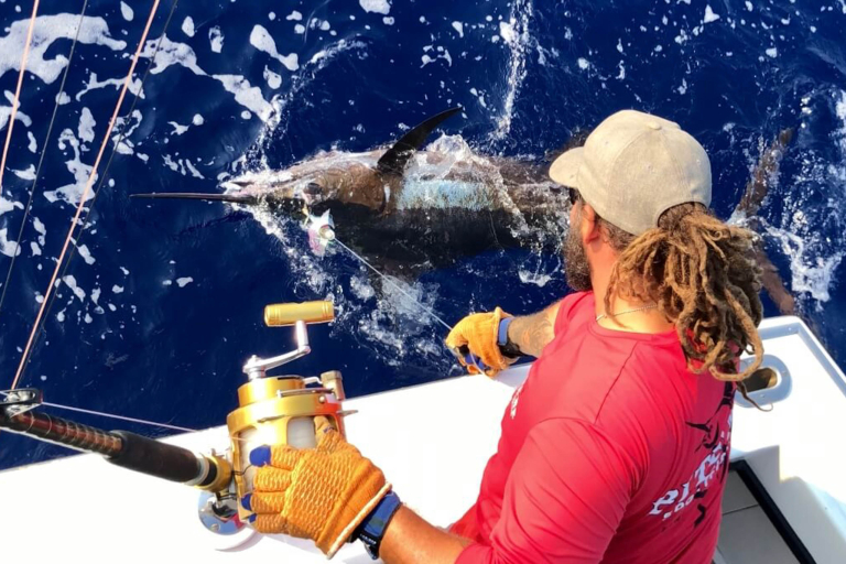 Bitemesportfishing Kona Coast Private Fishing Trips Feature Luxury Private