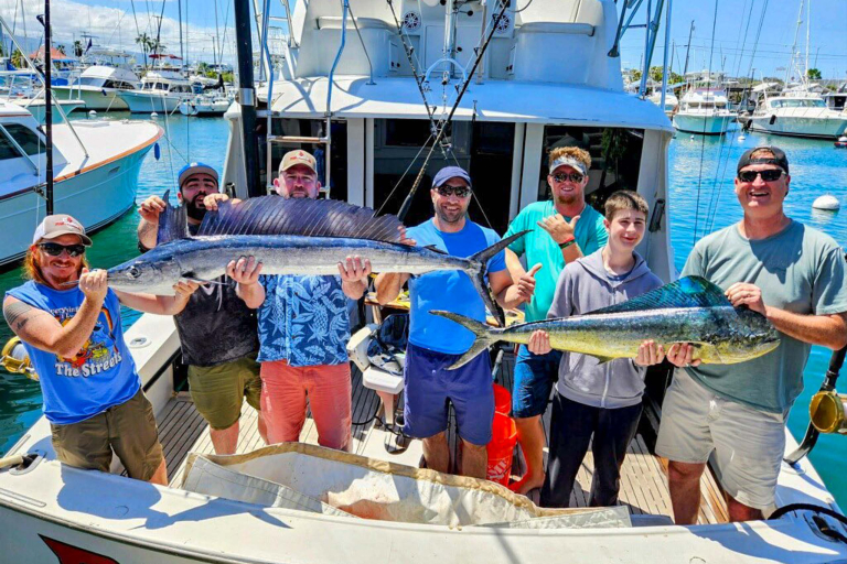 Bitemesportfishing Kona Coast Private Fishing Trips Group Of People Holding Big Fish