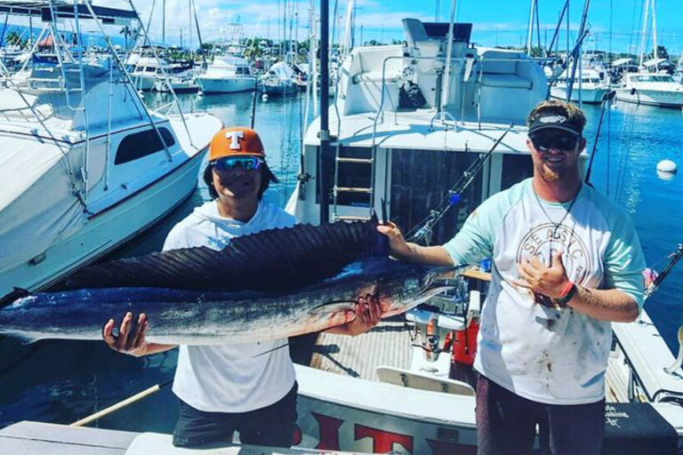 Bitemesportfishing Shared Sportfishing Adventure Tour Friends Fishing Big Fish