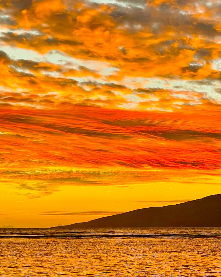 maui sunset sail trilogy