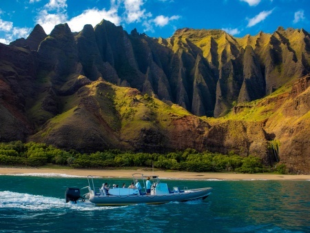 napali coast catamaran cruise holo holo kauai boat tours