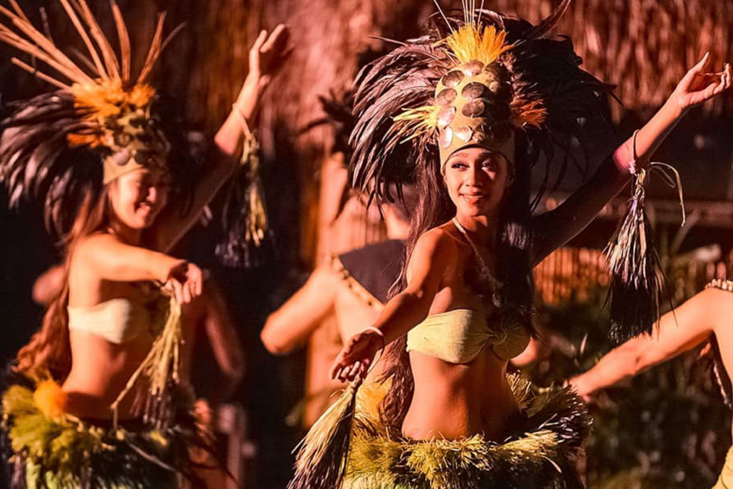 Royal Lahaina Luau Dancers 