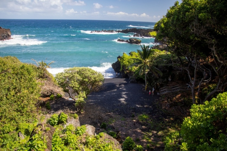 Waianapanapa State Park Beach Overlook