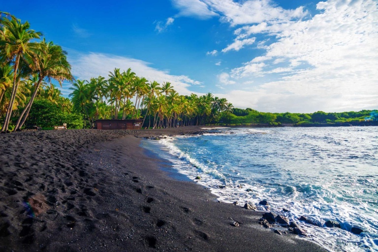 Bigisland Deluxe Volcano Experience Tour Feature Punaluu Black Sand Beach