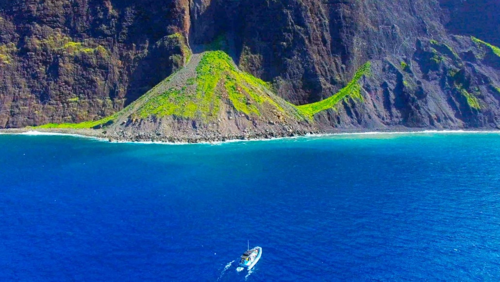 hawaii ocean rafting best place to snorkel in maui