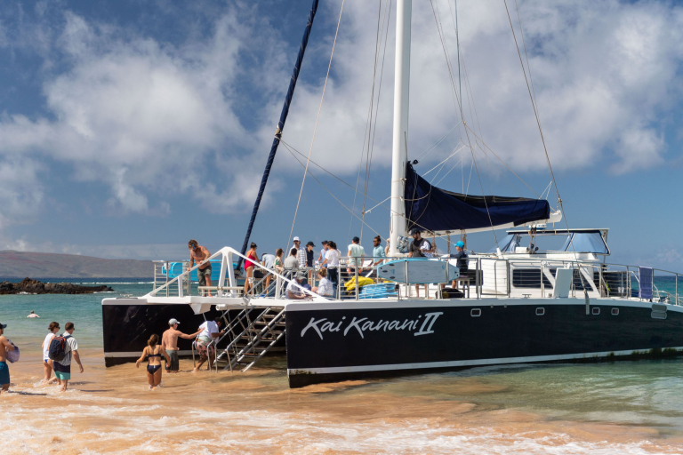 Kaikanani Signature Deluxe Snorkel Exclusive Experience Snorkel Boat