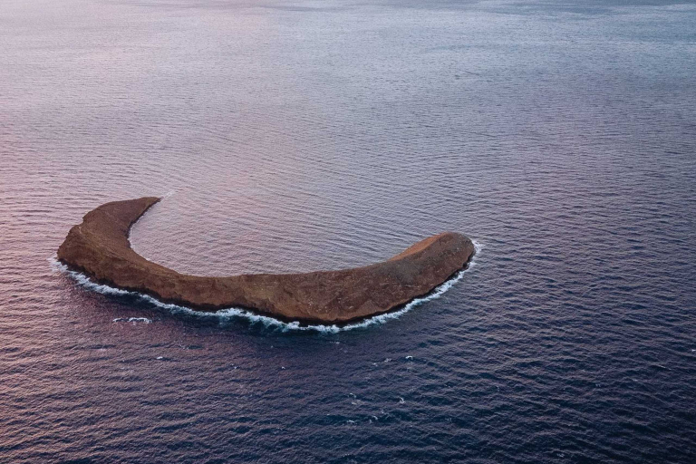 Kaikanani Signature Deluxe Snorkel Molokini Crater Overview