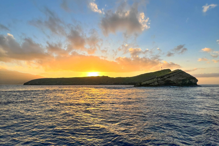 Kaikanani Sunrise Deluxe Snorkel Locations Molokini Crater Early Morning