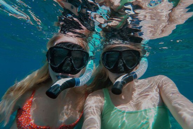 Seamaui West Maui Afternoon Snorkel Sail Feature Afternoon Tour Girls