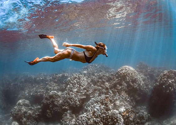 Seamaui West Maui Afternoon Snorkel Sail Slider Girl