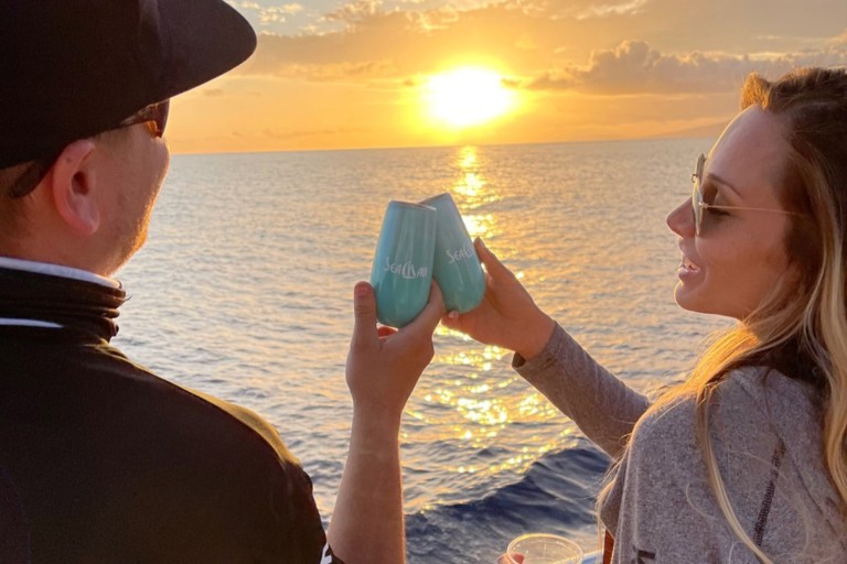 Seamaui West Maui Half Day Adventure Feature Bar Couple