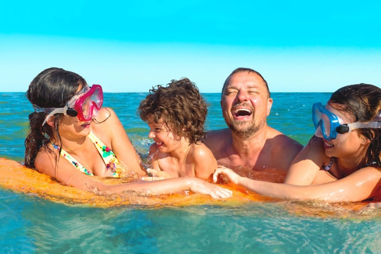 Seamaui West Maui Half Day Adventure Feature Family