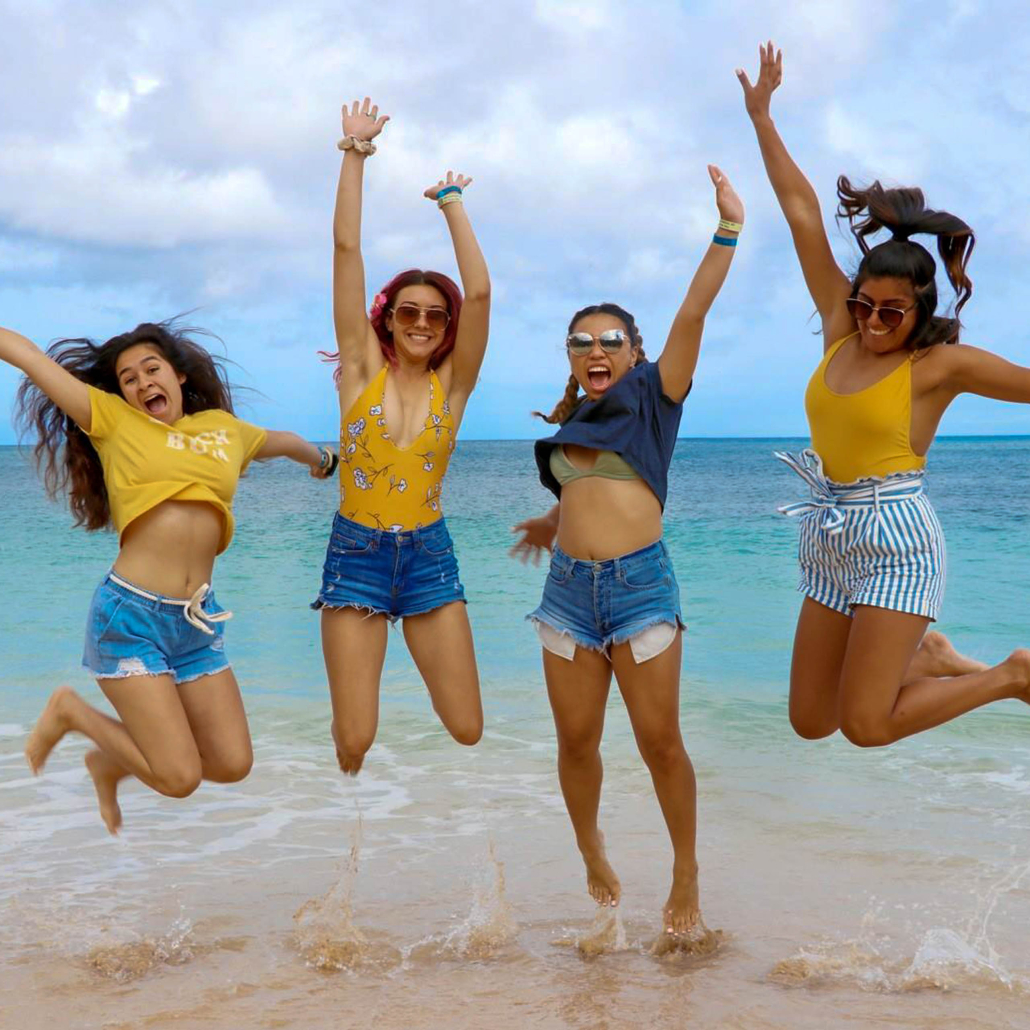 Alohahawaiitours Oahu North Shore Adventure Tour Girls Having Fun