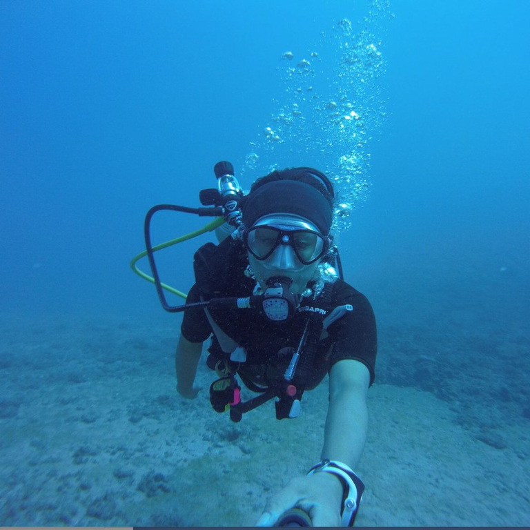 Hawaiinautical West Dolphin Watch And Snorkel Sail Man Snorkeling