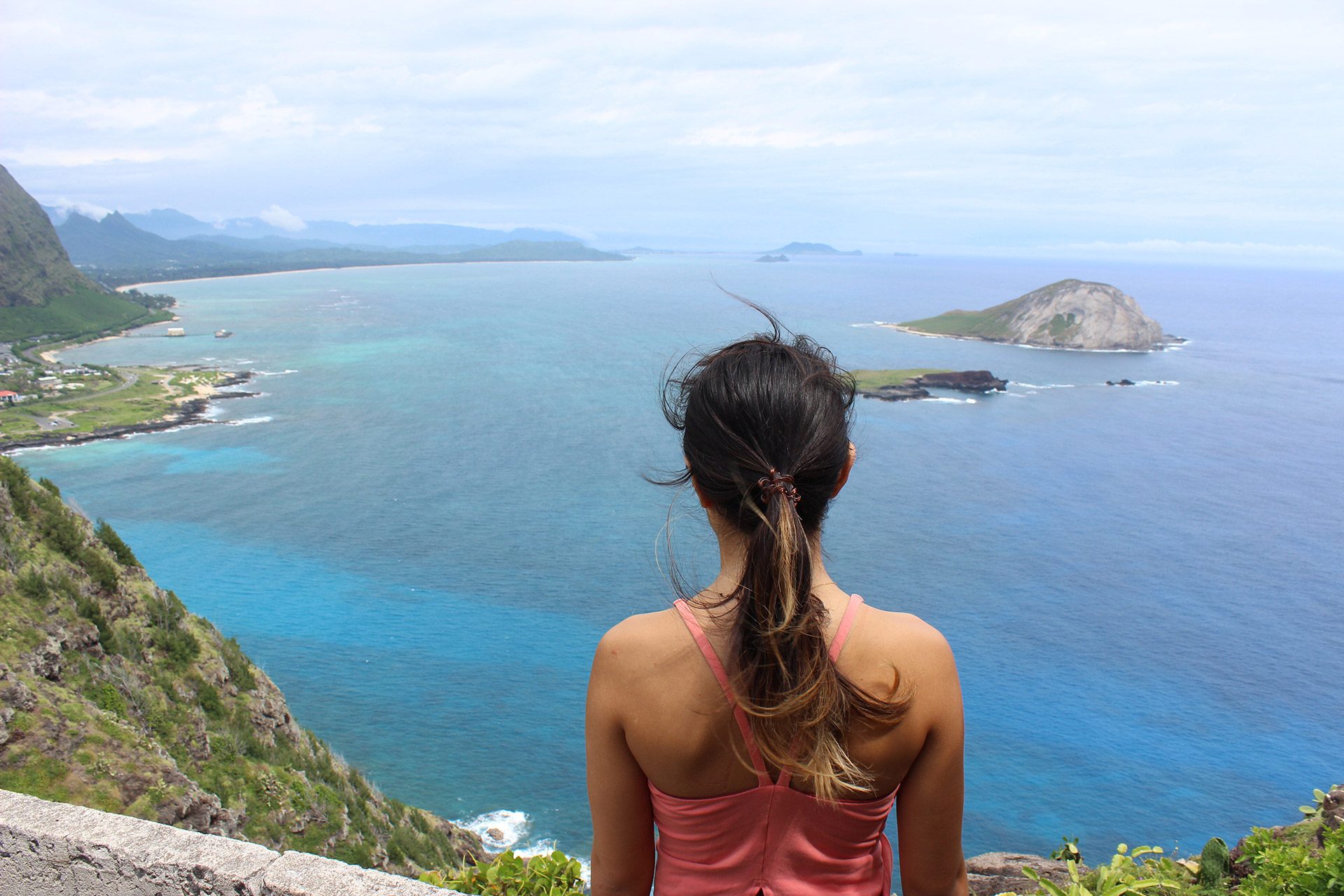 makapuu-point-lIghthouse-trail-hike-and-halona-blowhole-kaimana-tours makapuu point lighthouse trail hike