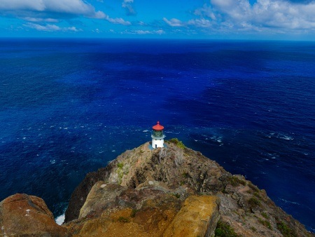 makapuu point lighthouse off oahu hawaii