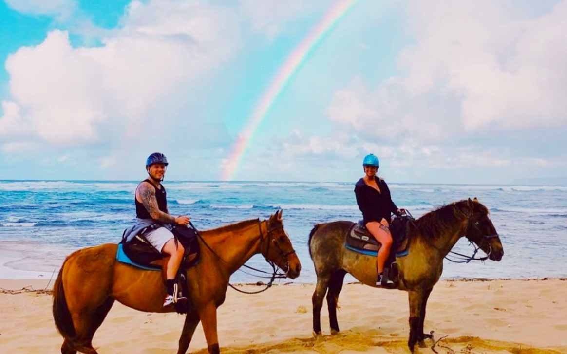 oahu horseback rides sunshine ride couple riding horse