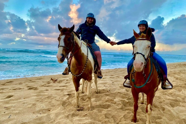 Oahuhorsebackrides North Shore Sunset Horseback Rides Feature The Golden Hour Couple