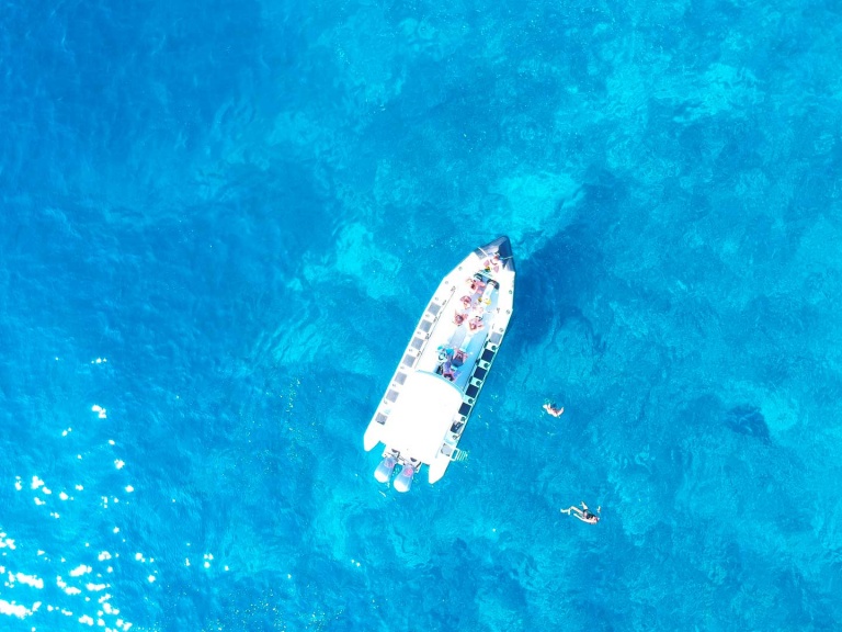 spacious and luxurious vessel hawaii nautical