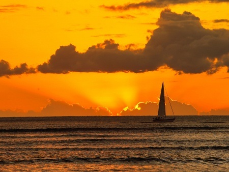 sunset of waikiki beach honolulu hawaii