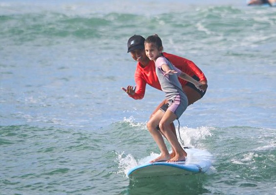 Surfhonolulu Kapolei Surf Lessons Slider Teaching
