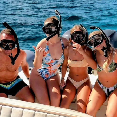 Theadventureboat Waikiki Private Small Boat Snorkel
